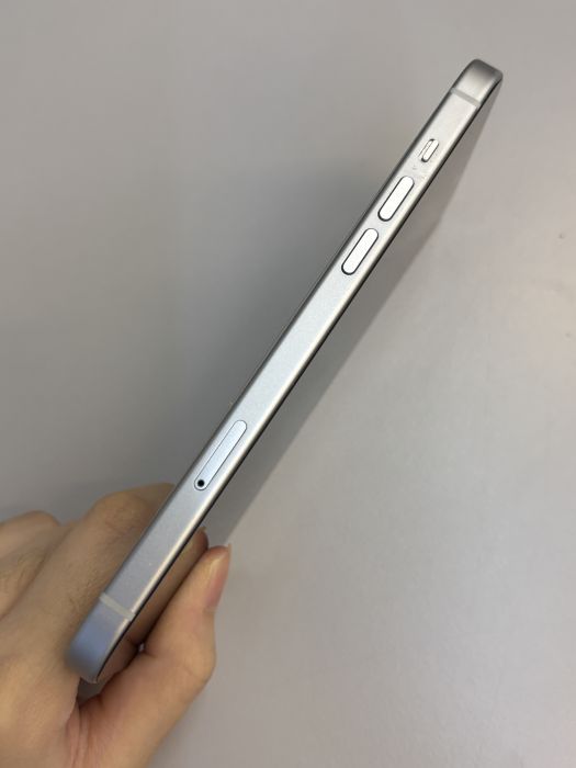 iPhone 15 Plus · 2/10