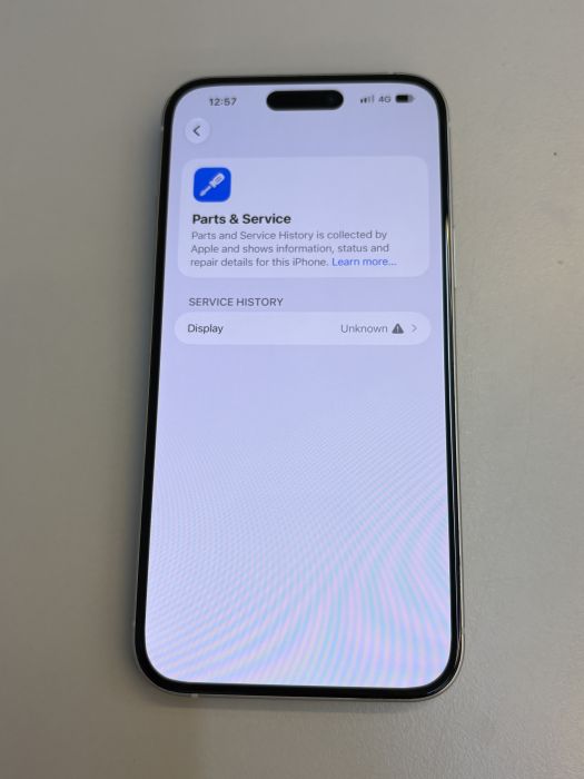 iPhone 15 Plus · 8/10