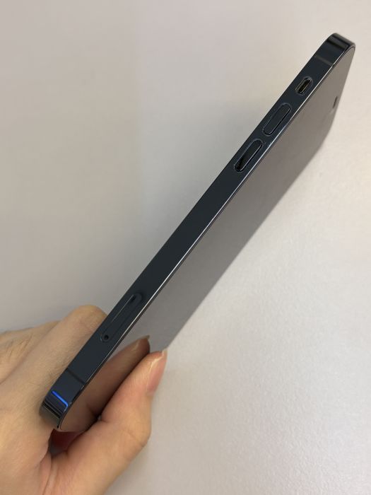 iPhone 12 Pro · 2/9
