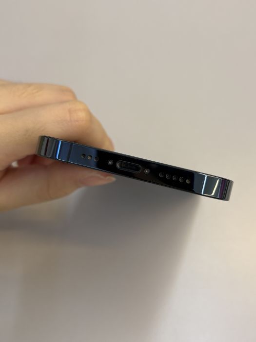 iPhone 12 Pro · 4/9