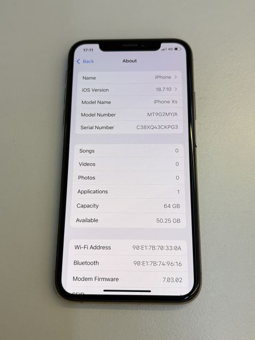 iPhone XS · 7/9