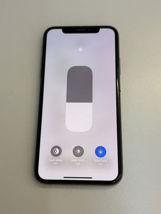 iPhone XS · 6/9
