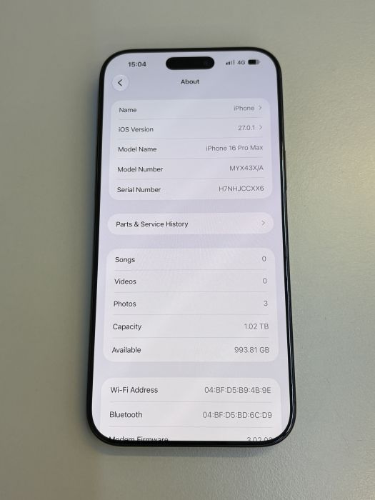 iPhone 16 Pro Max · 9/10