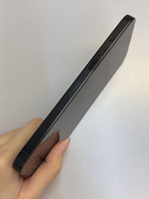 iPhone 16 Pro Max · 3/10