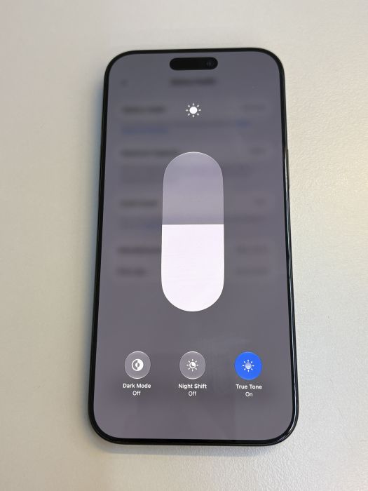 iPhone 16 Pro Max · 7/10
