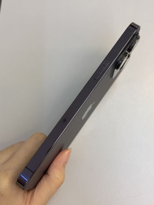 iPhone 14 Pro Max · 3/9