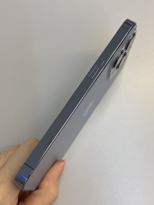 iPhone 13 Pro · 3/9