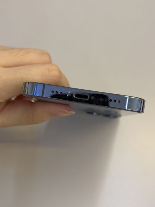 iPhone 13 Pro · 4/9