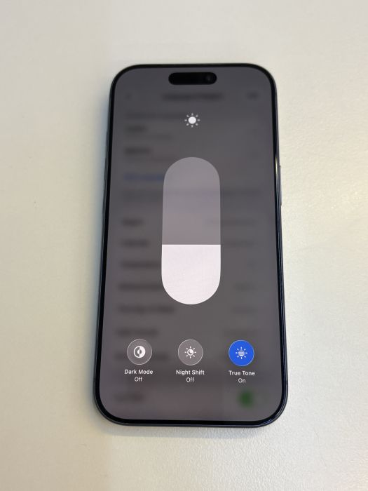 iPhone 17 Pro · 6/9