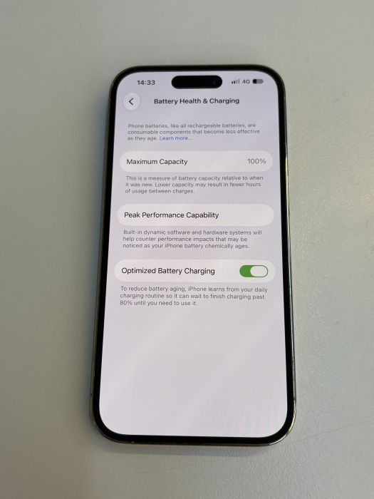 iPhone 14 Pro · 8/9