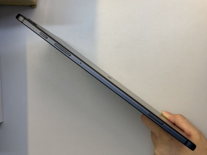 Samsung Galaxy Tab S6 Lite Wi-fi · 2/7