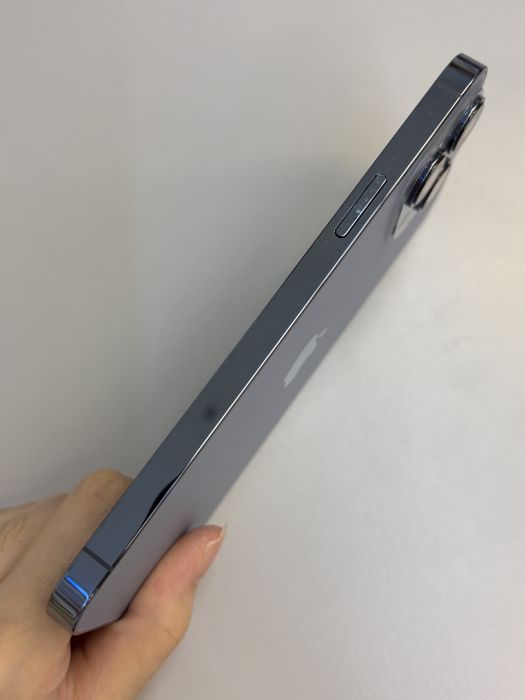 iPhone 13 Pro Max · 3/9