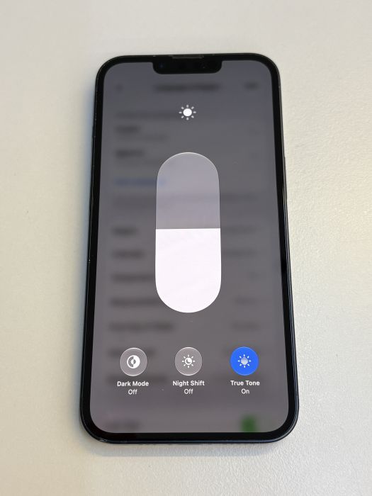 iPhone 13 · 6/9