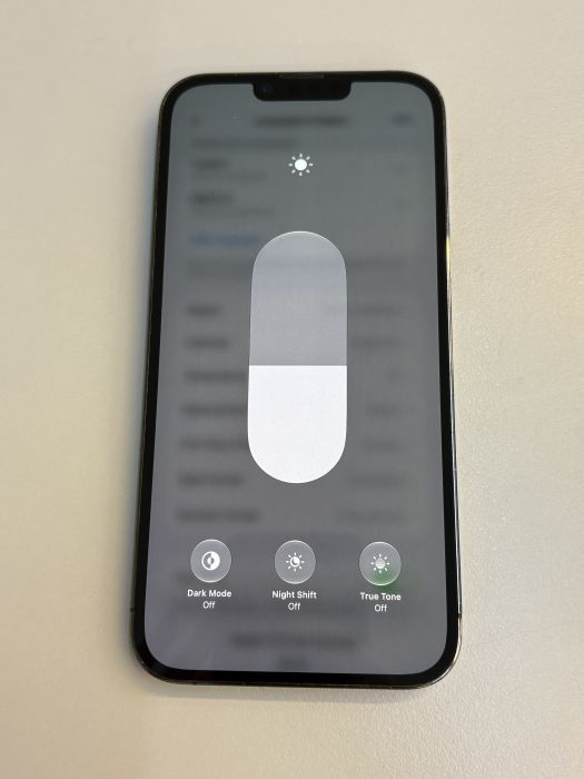 iPhone 13 Pro Max · 6/10