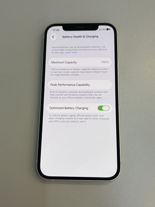 iPhone 12 · 8/9