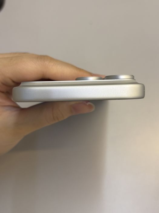 iPhone 17 Pro Max · 5/9