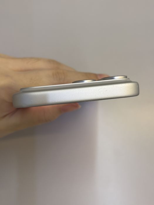 iPhone 17 Pro Max · 5/9