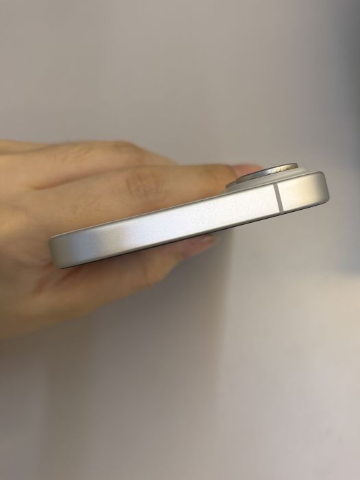 iPhone 17 · 5/9
