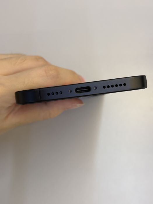 iPhone 16 Plus · 4/9
