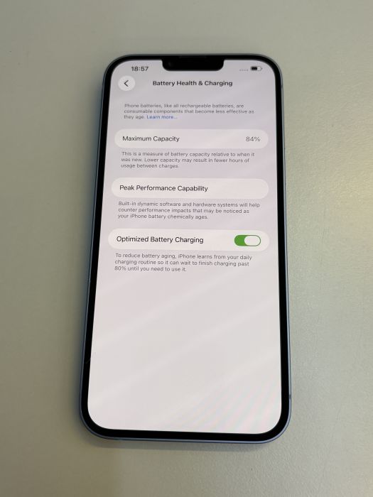 iPhone 14 Plus · 8/9