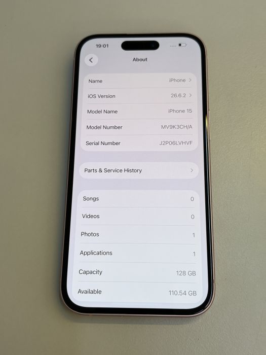 iPhone 15 · 7/10