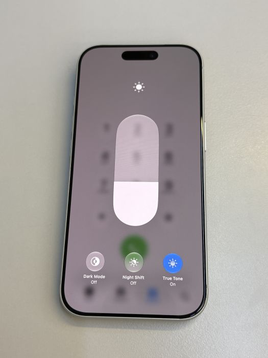 iPhone 17 Pro · 6/9