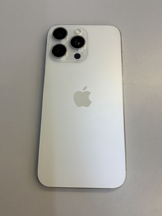 iPhone 15 Pro Max · 1/9