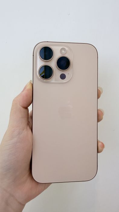 iPhone 16 Pro