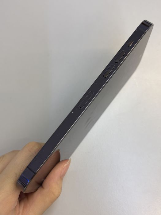 iPhone 14 Pro Max · 2/9