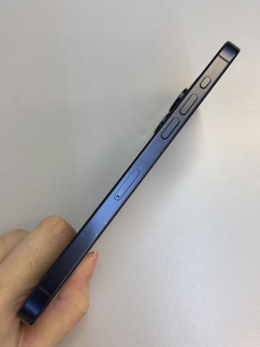 iPhone 15 Pro Max · 2/9