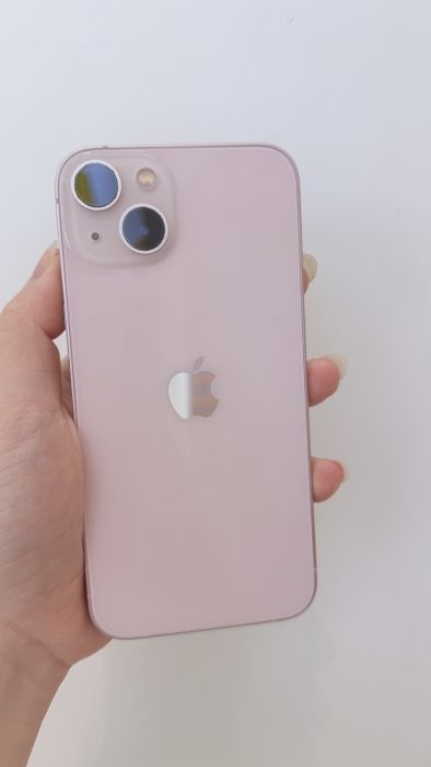 iPhone 13