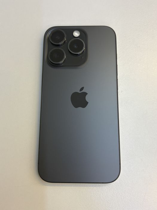 iPhone 15 Pro · 1/9