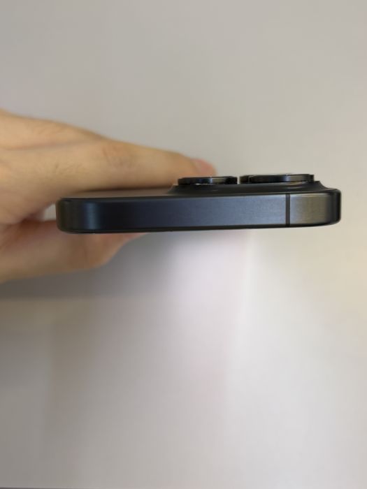 iPhone 15 Pro · 5/9