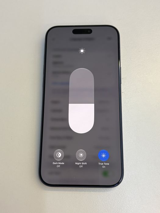 iPhone 17 Pro Max · 6/9