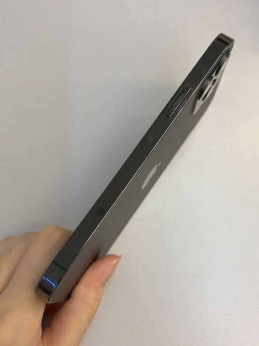 iPhone 12 Pro · 3/9