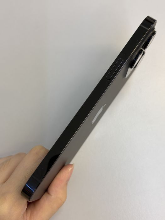 iPhone 14 Pro Max · 3/9