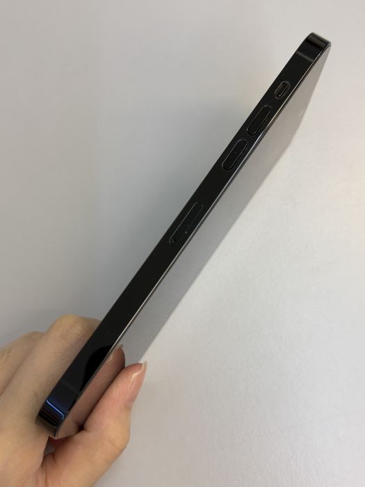 iPhone 14 Pro Max · 2/9