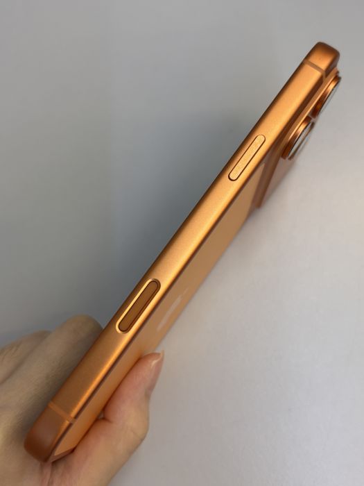 iPhone 17 Pro Max · 3/9