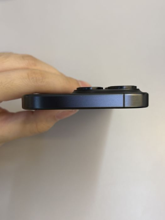 iPhone 15 Pro · 5/9