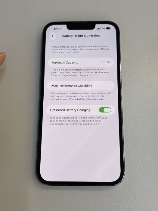 iPhone 13 Pro · 9/10