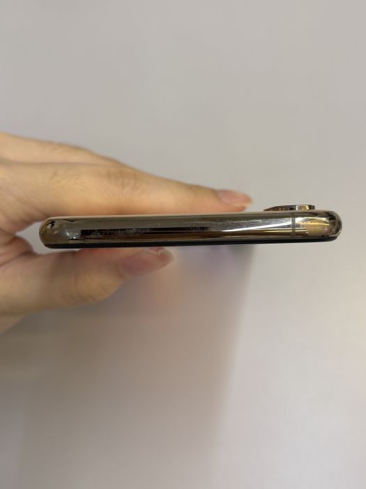 iPhone XS Max · 5/9