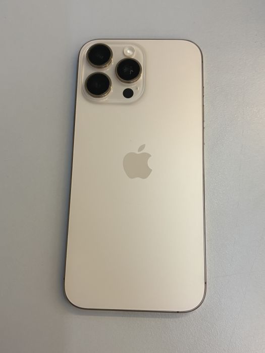 iPhone 16 Pro Max · 1/9