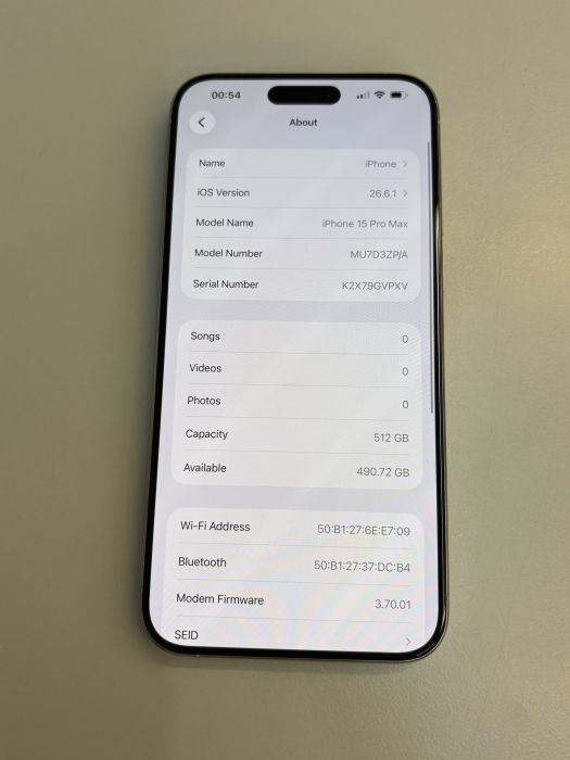 iPhone 15 Pro Max · 8/9