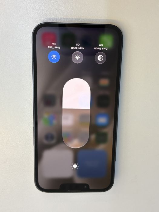 iPhone 14 · 6/9