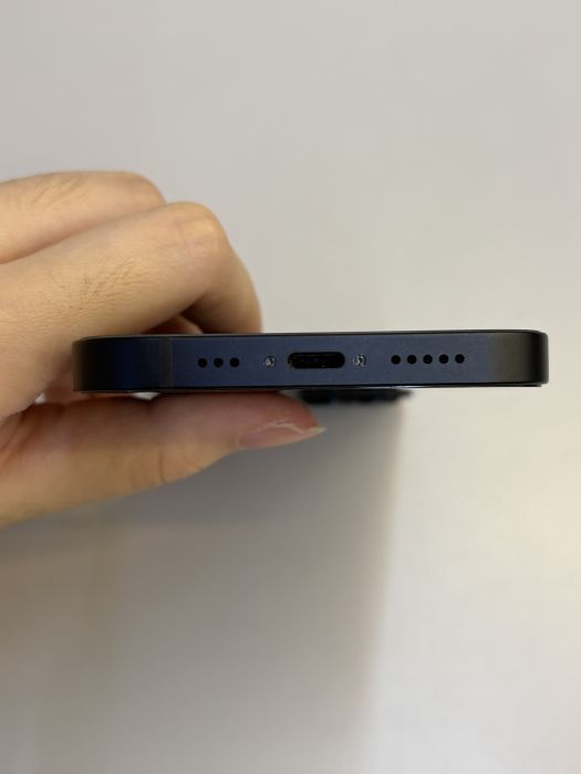iPhone 14 · 4/9