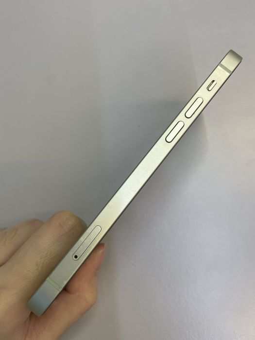 iPhone 12 · 2/9