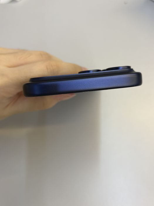 iPhone 17 Pro Max · 5/9