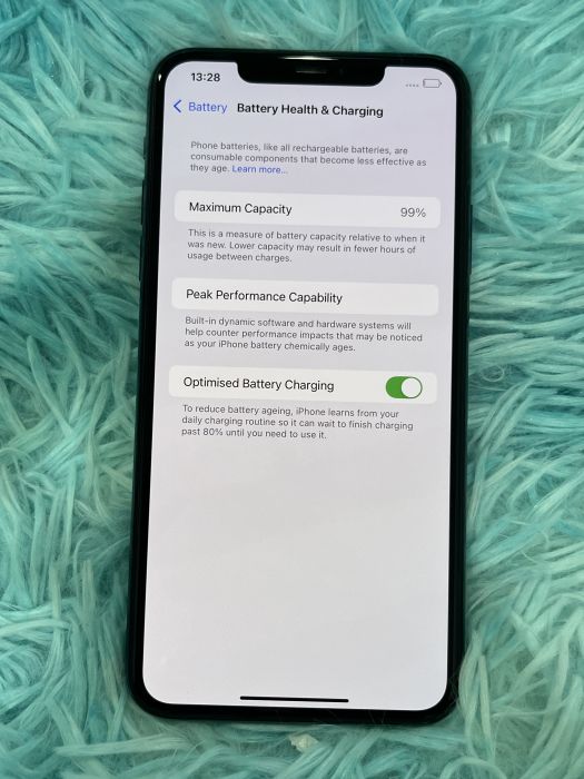 iPhone 11 Pro Max · 3/11