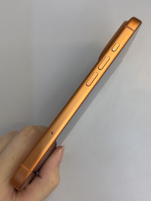 iPhone 17 Pro · 2/9