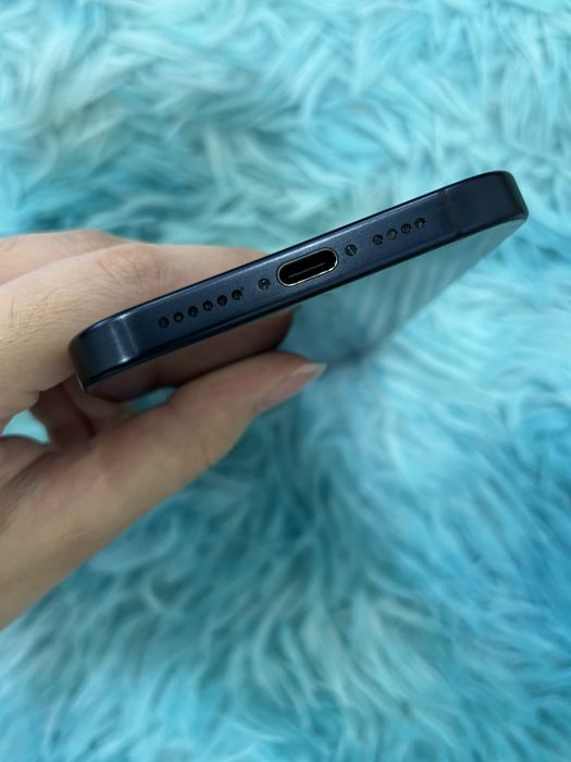 iPhone 15 Pro Max · 6/9